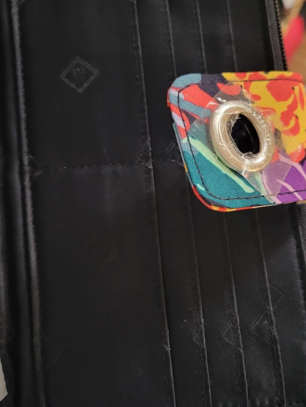 Vera Bradley RFID Turnlock  Wallet In Happy Blooms Pattern NWT